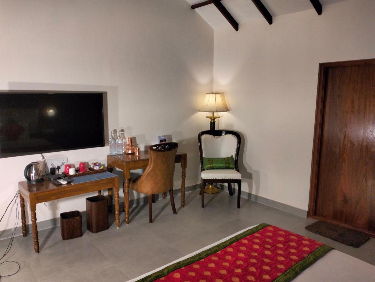 Sasvad Fort Jadhavgadh -A Gadh Heritage Hotel מראה חיצוני תמונה
