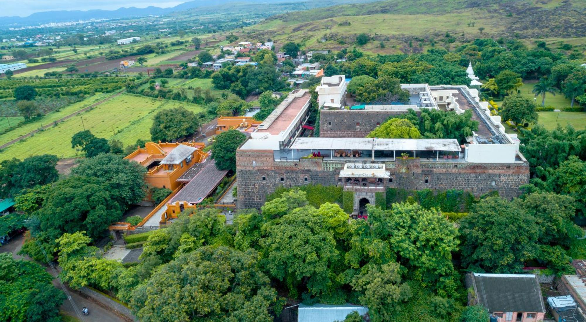 Sasvad Fort Jadhavgadh -A Gadh Heritage Hotel מראה חיצוני תמונה