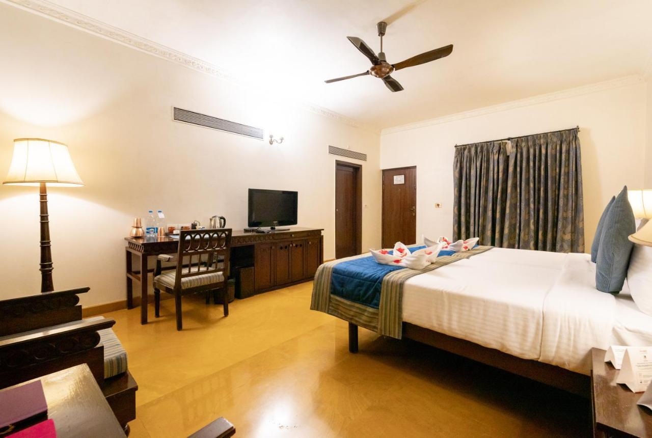 Sasvad Fort Jadhavgadh -A Gadh Heritage Hotel מראה חיצוני תמונה