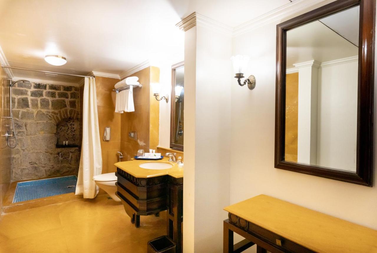 Sasvad Fort Jadhavgadh -A Gadh Heritage Hotel מראה חיצוני תמונה