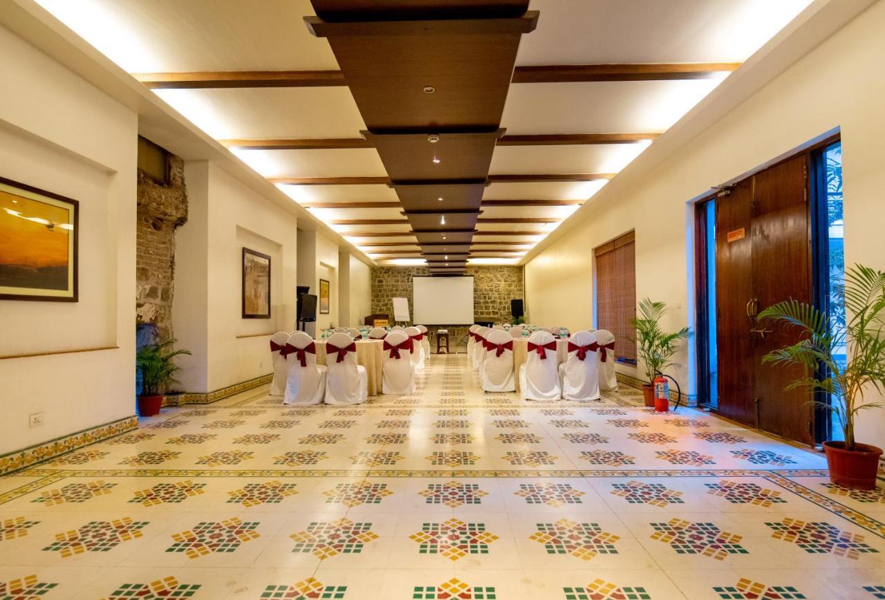 Sasvad Fort Jadhavgadh -A Gadh Heritage Hotel מראה חיצוני תמונה