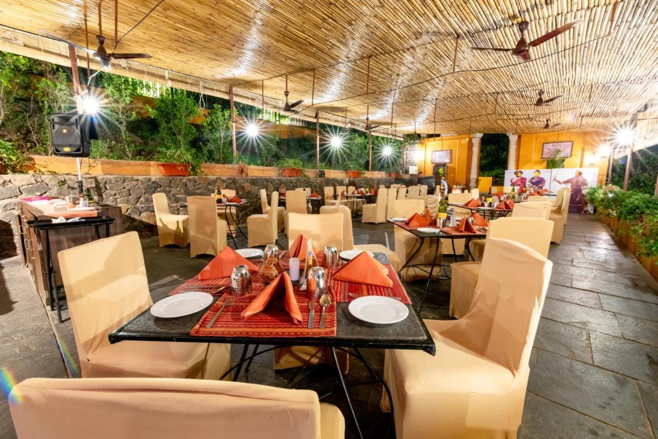 Sasvad Fort Jadhavgadh -A Gadh Heritage Hotel מראה חיצוני תמונה